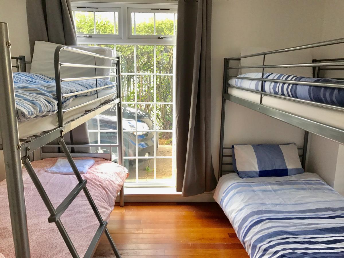 O Hostel Эдинбург Экстерьер фото