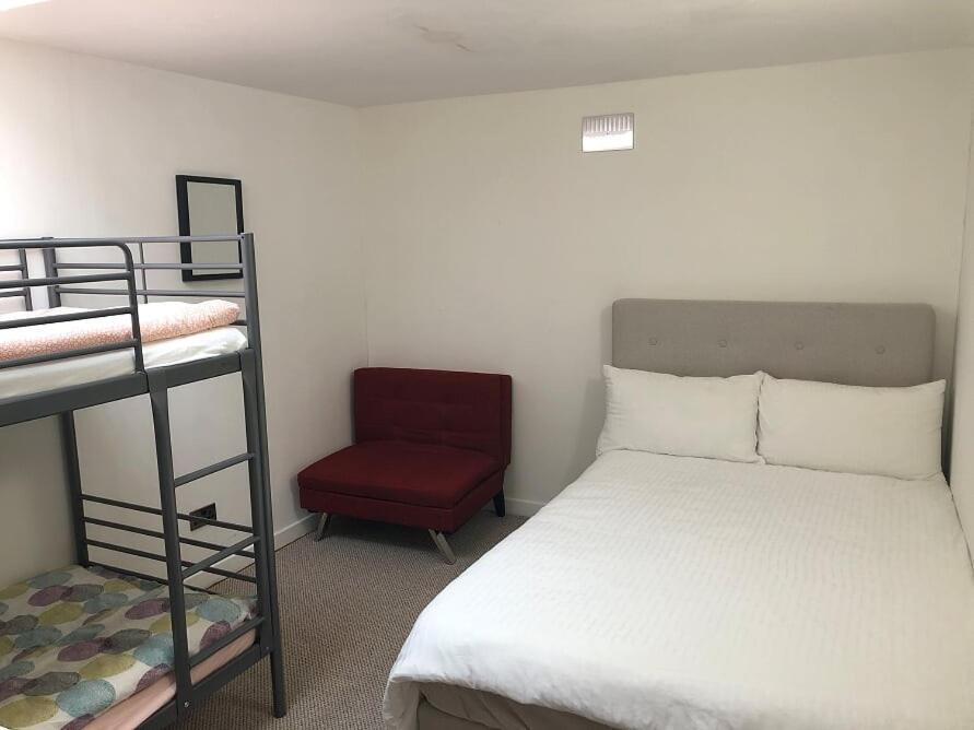 O Hostel Эдинбург Экстерьер фото